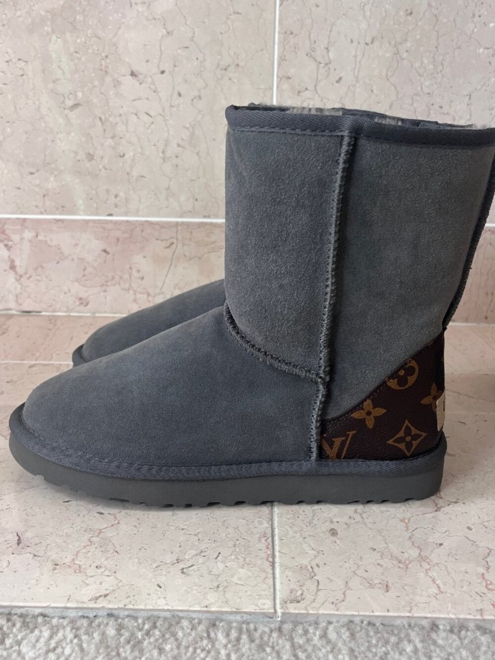 Ugg